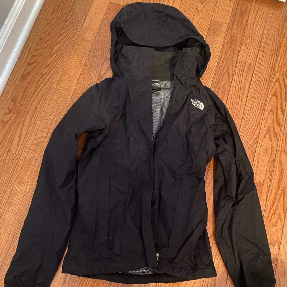 North face jacket - Picture 2 of 9